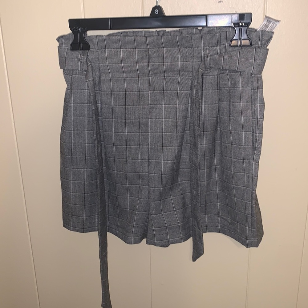 Formal short, squares
